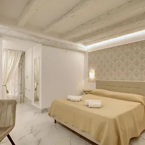 Apartamento Newarsenale-a Venetian Dream- 10 Min To St.marco, Venecia