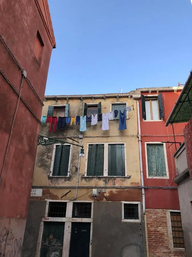 Ca Marga Cannaregio - Central Venetian Style 2 Bedroom Apartment 0*, Venice Italy