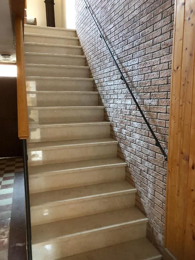 Ca Marga Cannaregio - Central Venetian Style 2 Bedroom Apartment Venice
